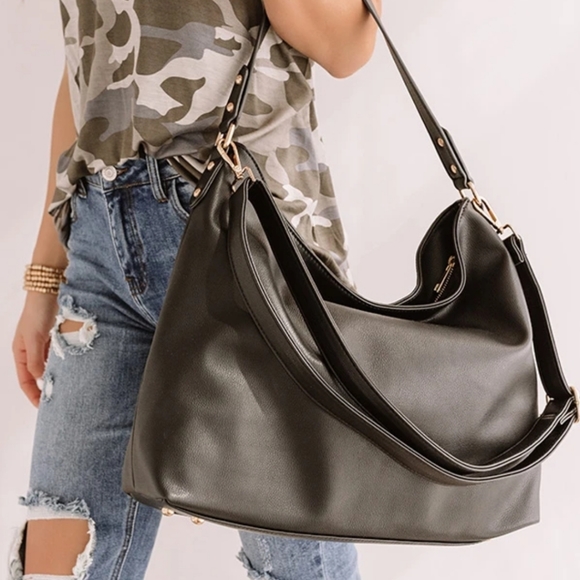 Ultimate Girl Boss Black Tote - Picture 2 of 4